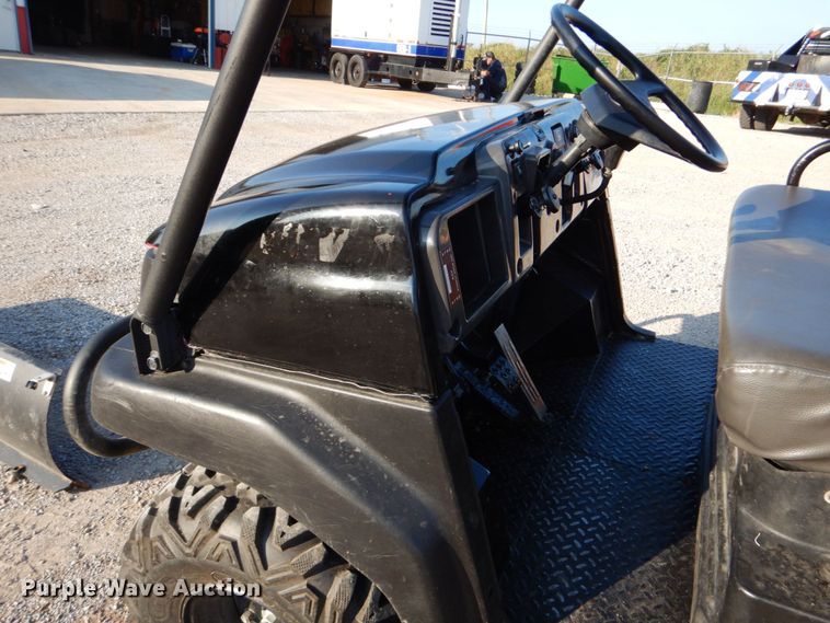 image for item DO1558 2007 Kawasaki Mule 3010  utility vehicle