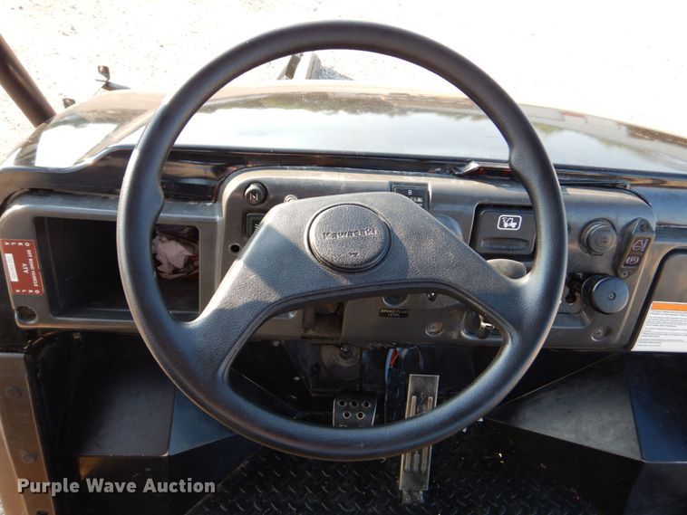 image for item DO1558 2007 Kawasaki Mule 3010  utility vehicle
