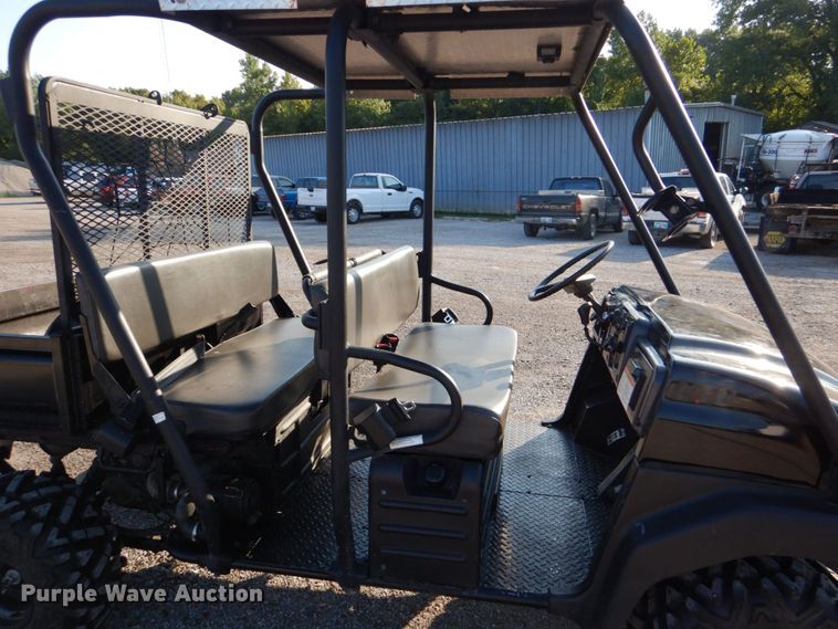 image for item DO1558 2007 Kawasaki Mule 3010  utility vehicle