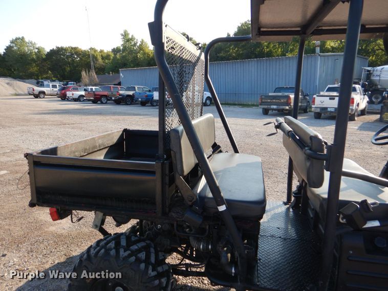 image for item DO1558 2007 Kawasaki Mule 3010  utility vehicle