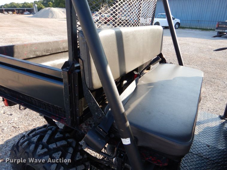 image for item DO1558 2007 Kawasaki Mule 3010  utility vehicle