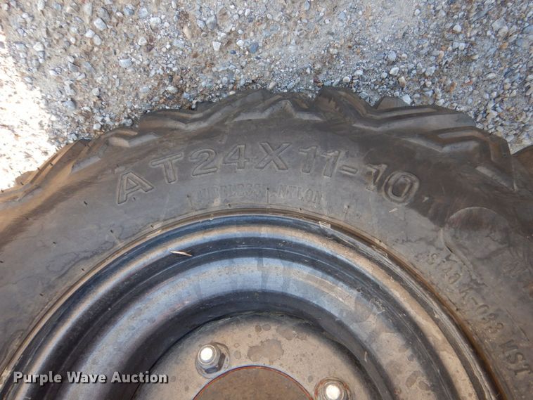 image for item DO1558 2007 Kawasaki Mule 3010  utility vehicle