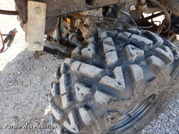 image for item DO1558 2007 Kawasaki Mule 3010  utility vehicle