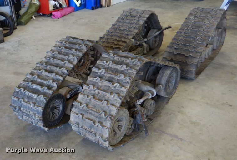 image for item DO1558 2007 Kawasaki Mule 3010  utility vehicle