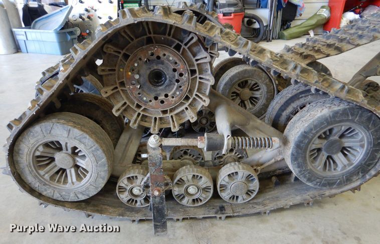 image for item DO1558 2007 Kawasaki Mule 3010  utility vehicle