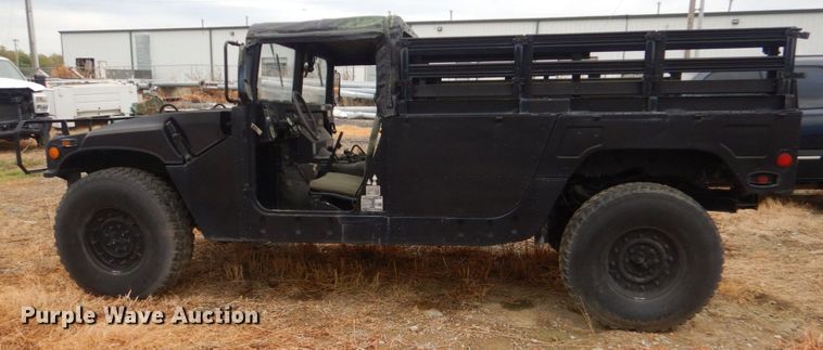 image for item DO1627 1992 Am General M1038  SUV