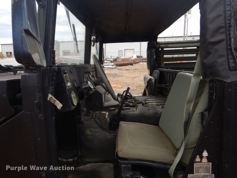 image for item DO1627 1992 Am General M1038  SUV