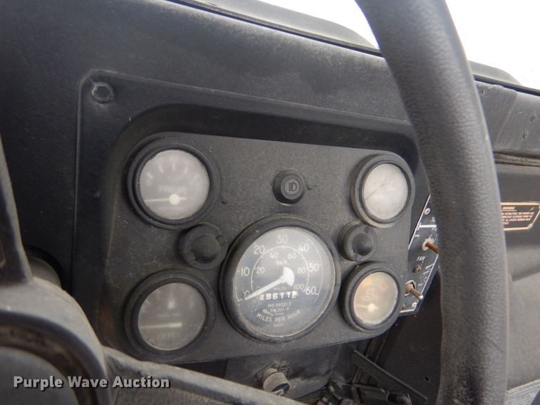 image for item DO1627 1992 Am General M1038  SUV