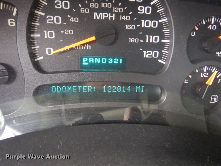 image for item DO1630 2004 Chevrolet Tahoe  SUV