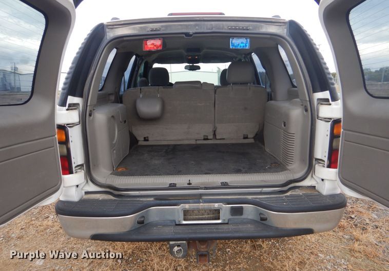 image for item DO1630 2004 Chevrolet Tahoe  SUV