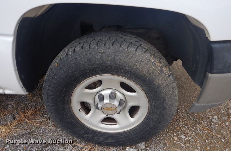 image for item DO1630 2004 Chevrolet Tahoe  SUV