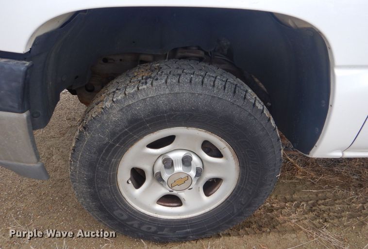 image for item DO1630 2004 Chevrolet Tahoe  SUV