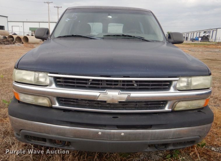 image for item DO1631 2004 Chevrolet Tahoe  SUV