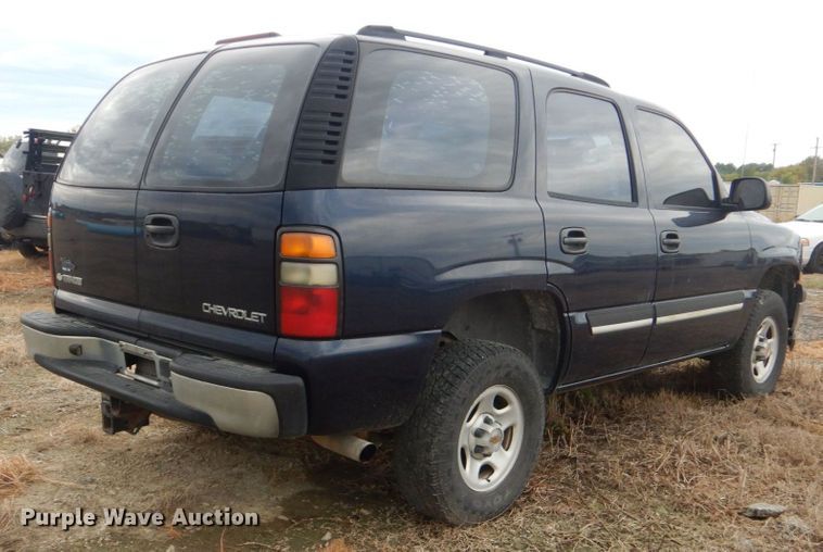image for item DO1631 2004 Chevrolet Tahoe  SUV