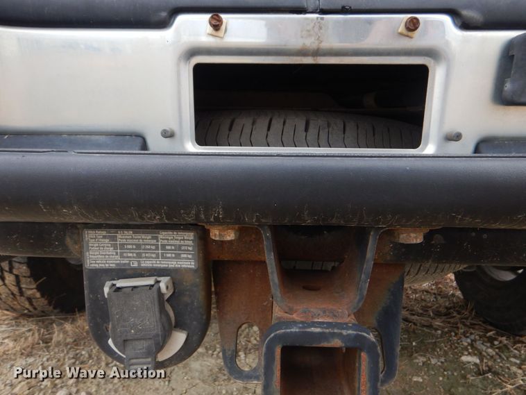 image for item DO1631 2004 Chevrolet Tahoe  SUV