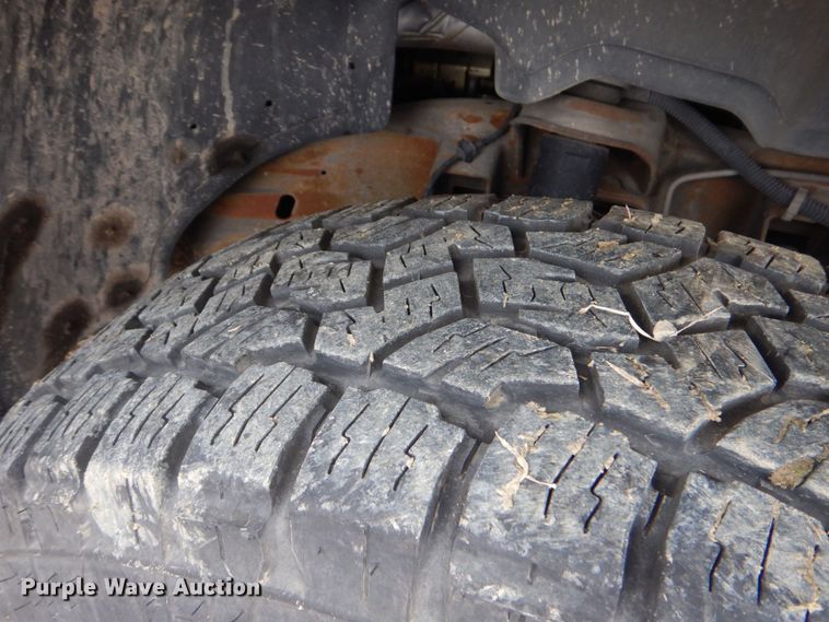 image for item DO1631 2004 Chevrolet Tahoe  SUV