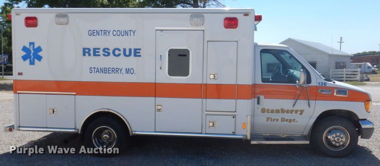image for item DP0322 1997 Ford E450  ambulance