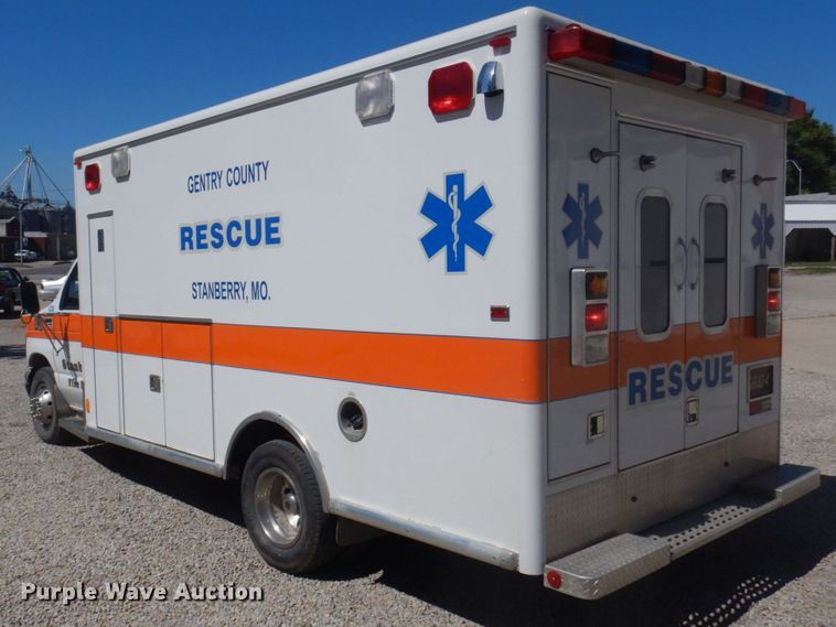 image for item DP0322 1997 Ford E450  ambulance