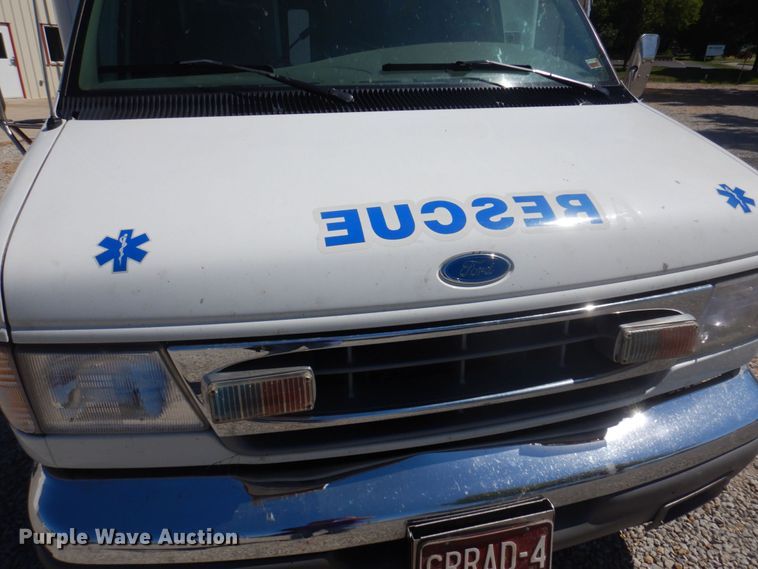 image for item DP0322 1997 Ford E450  ambulance