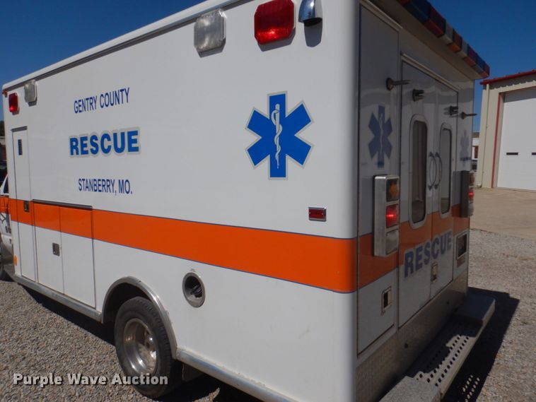 image for item DP0322 1997 Ford E450  ambulance