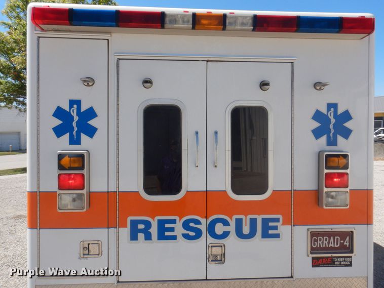 image for item DP0322 1997 Ford E450  ambulance