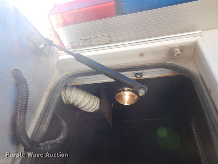 image for item DP0322 1997 Ford E450  ambulance