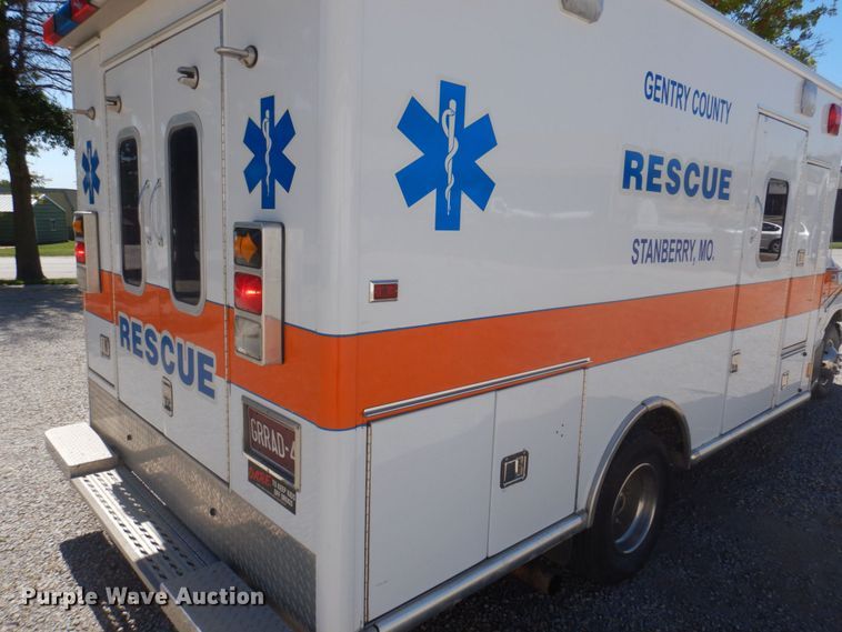 image for item DP0322 1997 Ford E450  ambulance