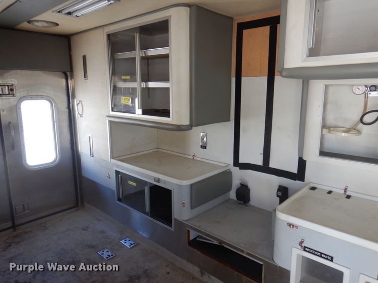 image for item DP0322 1997 Ford E450  ambulance