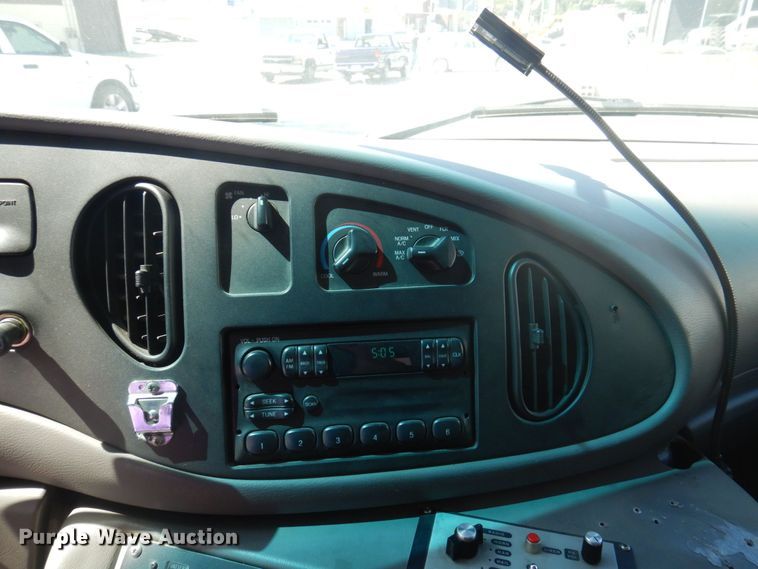 image for item DP0322 1997 Ford E450  ambulance