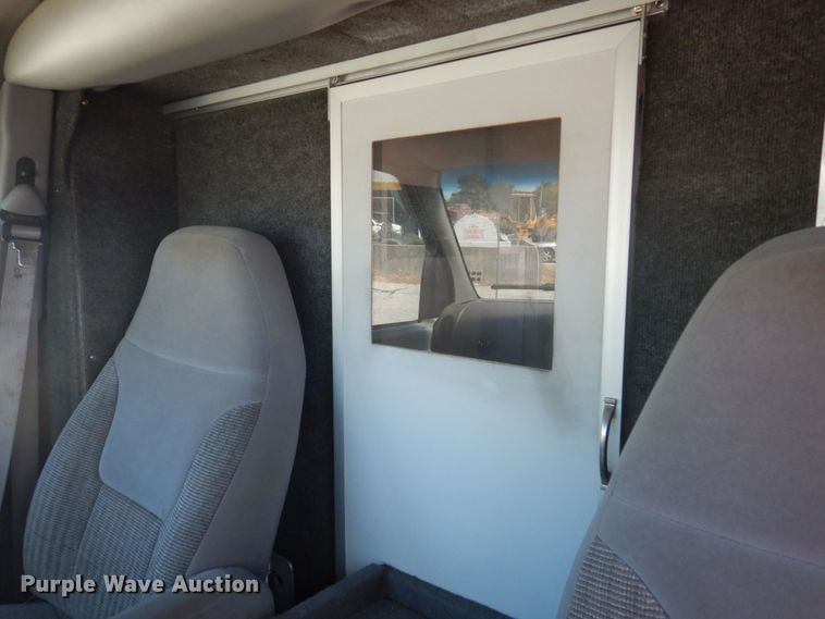 image for item DP0322 1997 Ford E450  ambulance