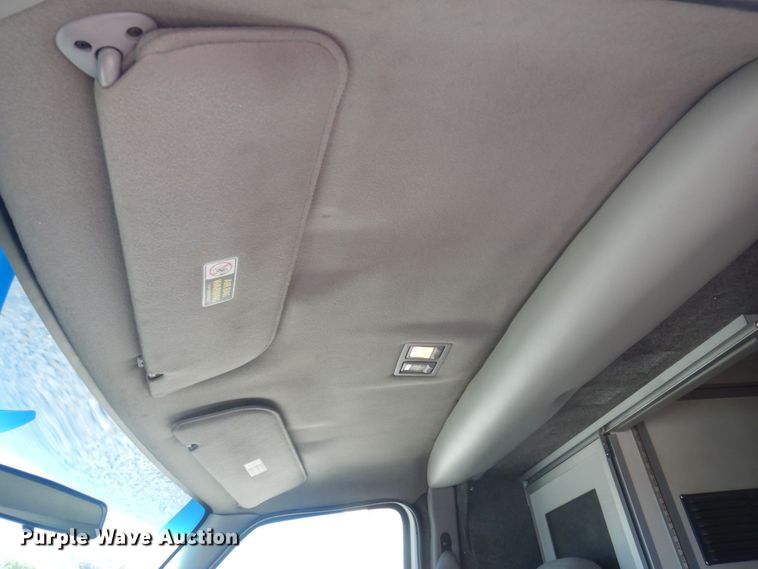 image for item DP0322 1997 Ford E450  ambulance