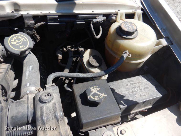 image for item DP0322 1997 Ford E450  ambulance