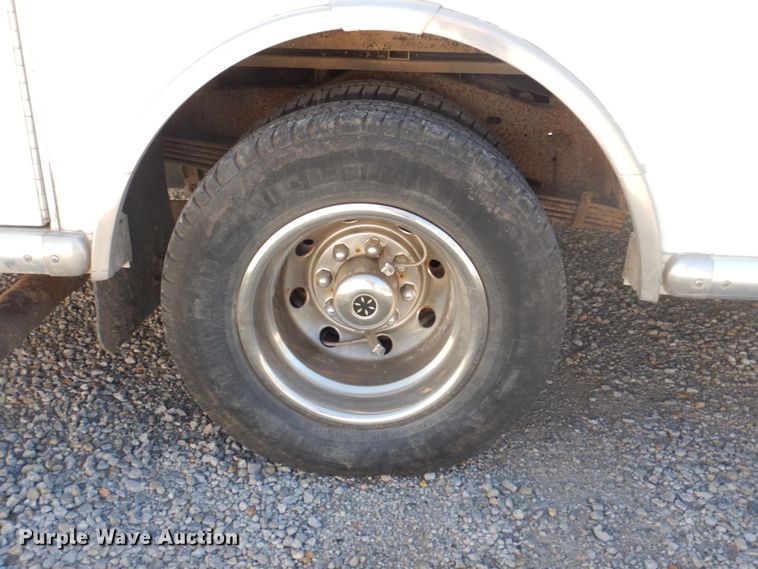 image for item DP0322 1997 Ford E450  ambulance