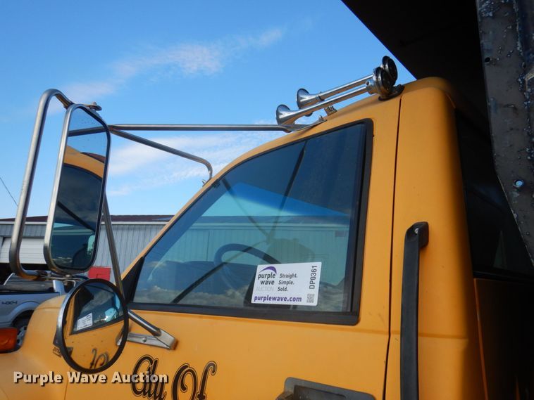 image for item DP0361 1997 Chevrolet C8500  dump truck