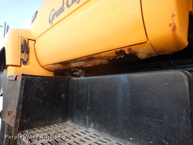 image for item DP0361 1997 Chevrolet C8500  dump truck