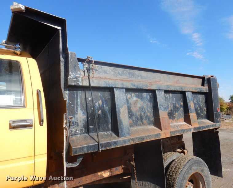 image for item DP0361 1997 Chevrolet C8500  dump truck