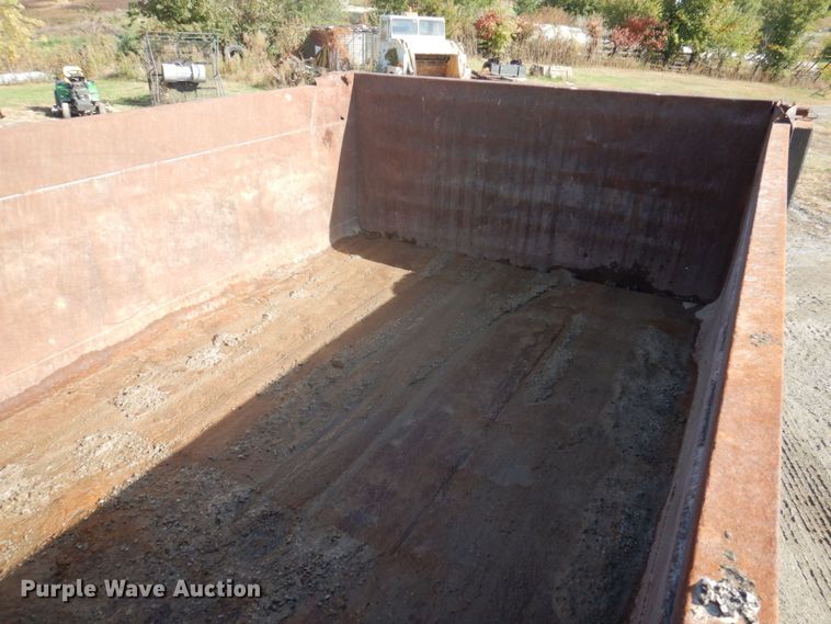 image for item DP0361 1997 Chevrolet C8500  dump truck