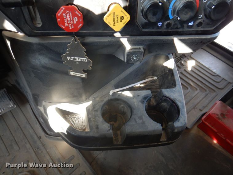 image for item DP0366 2021 Mack Granite GR64F  dump truck