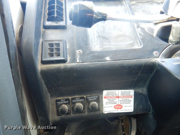 image for item DP0367 2000 Volvo WG  dump truck