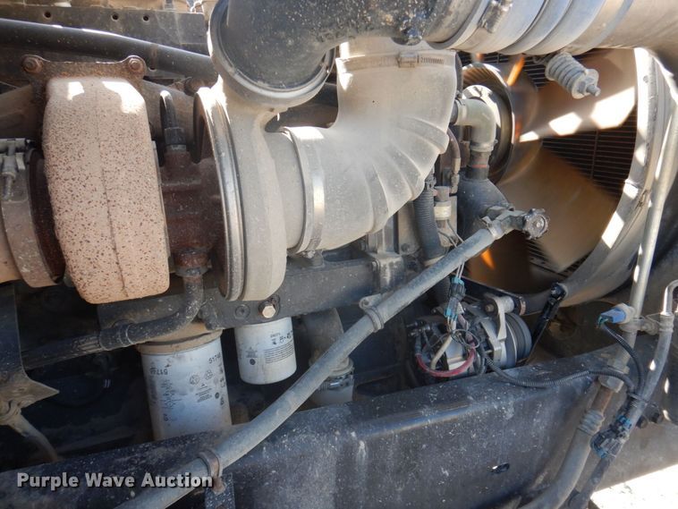 image for item DP0367 2000 Volvo WG  dump truck