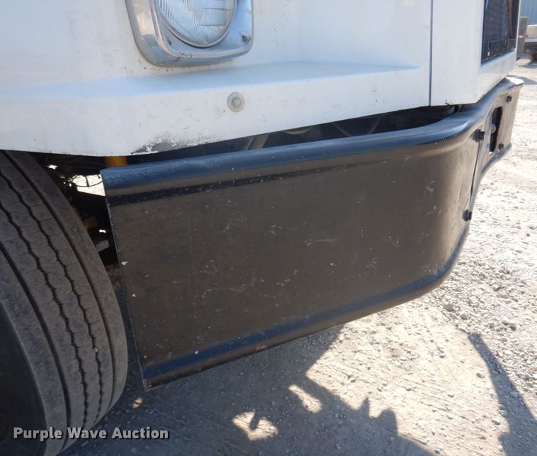 image for item DP0367 2000 Volvo WG  dump truck