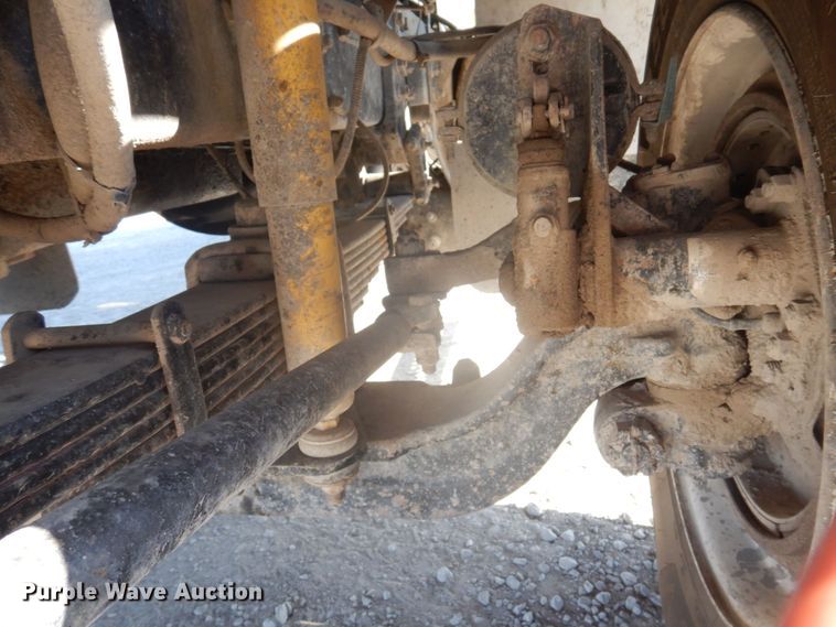 image for item DP0367 2000 Volvo WG  dump truck