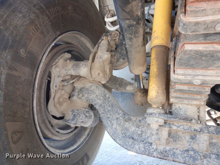 image for item DP0367 2000 Volvo WG  dump truck