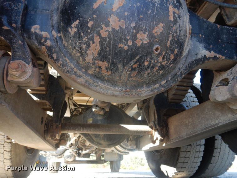 image for item DP0367 2000 Volvo WG  dump truck