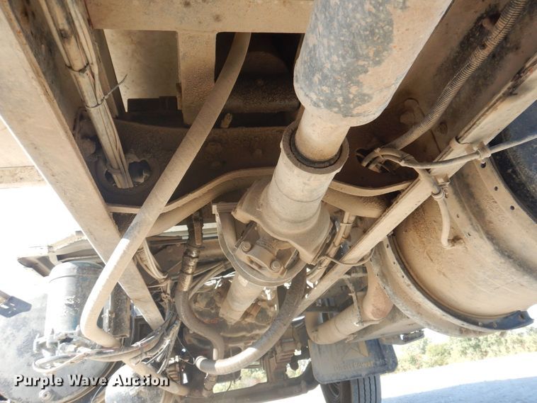 image for item DP0367 2000 Volvo WG  dump truck