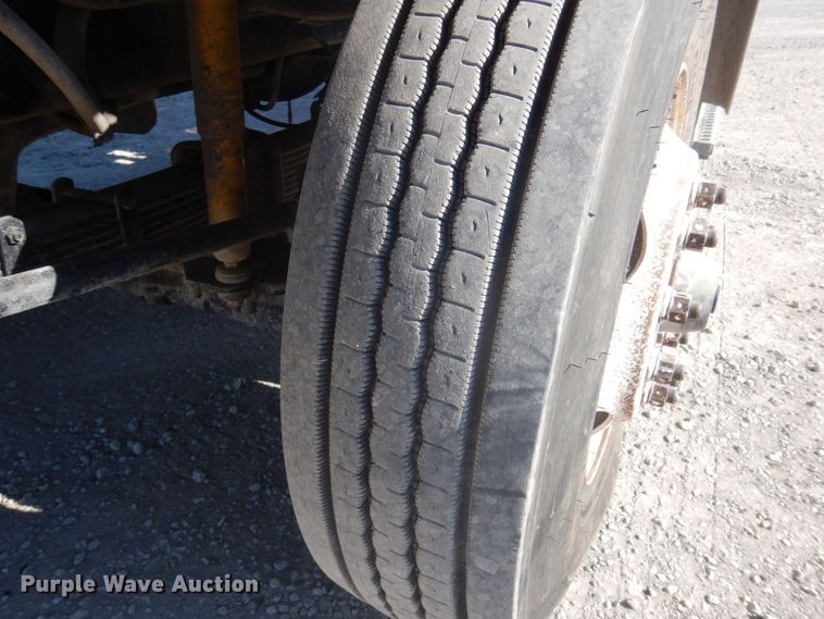 image for item DP0367 2000 Volvo WG  dump truck