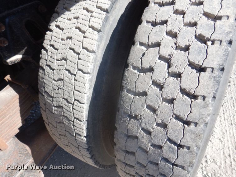 image for item DP0367 2000 Volvo WG  dump truck