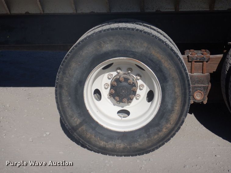 image for item DP0367 2000 Volvo WG  dump truck