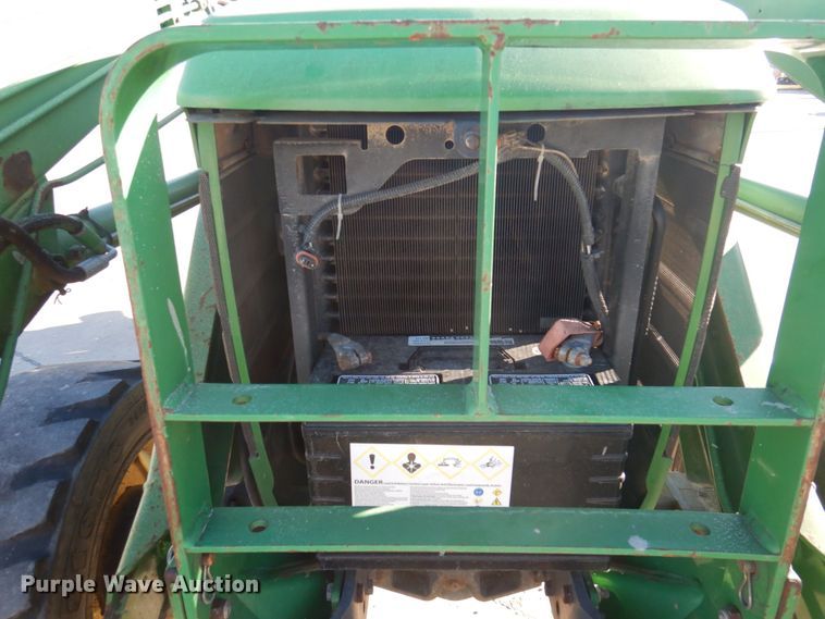 image for item DP0394 2000 John Deere 4700  tractor