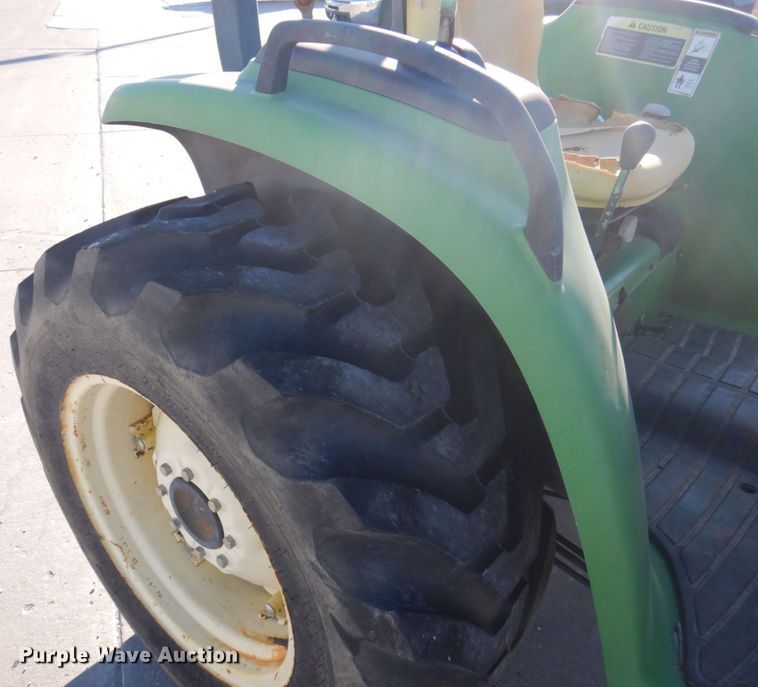 image for item DP0394 2000 John Deere 4700  tractor